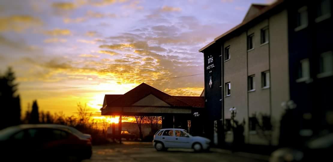 Iris Hotel Bors Exterior foto